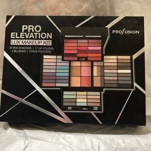 Host Pick Profusion Pro Elevation Lux Makeup Kit Palette 80 Pc Set